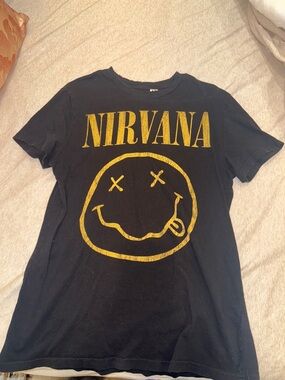 H&M Black Short-Sleeve Nirvana Graphic Tee with Yellow Logo